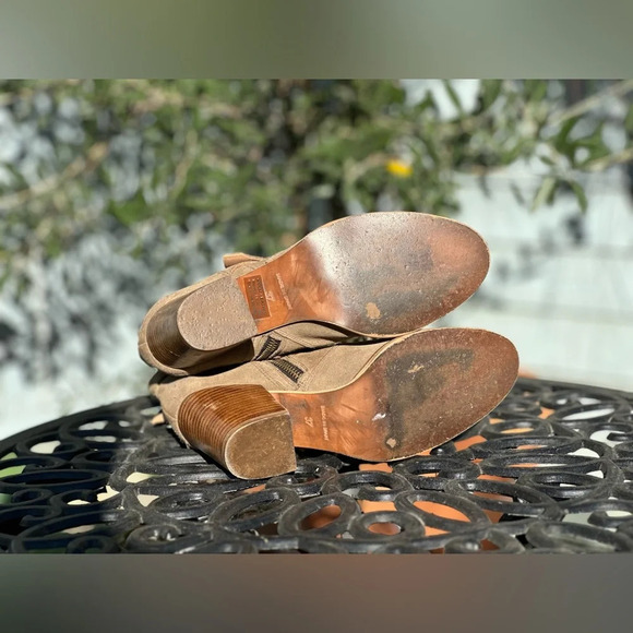 Kurt Geiger London — Suede Ankle Boots - Picture 8 of 8